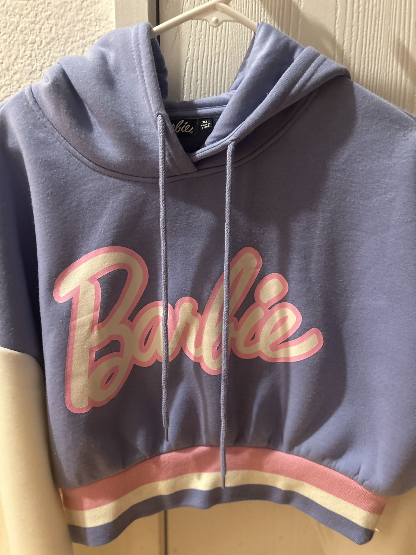 BARBIE CROP SWEATSHIRT