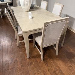 Dining Table Chairs