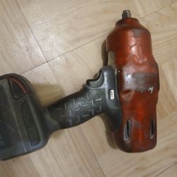 Ingerollsand 3/4 Impact With Charger And Two Batteries