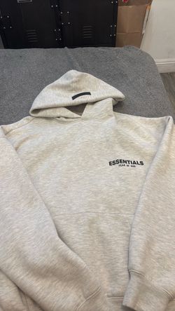 Real essential hoodie
