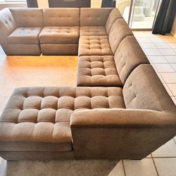 Gray U-Shape Sectional Couch Delivery Service Available! 🚚
