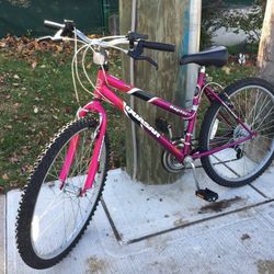 26 Inch Sport / Commuter Hybrid Bike