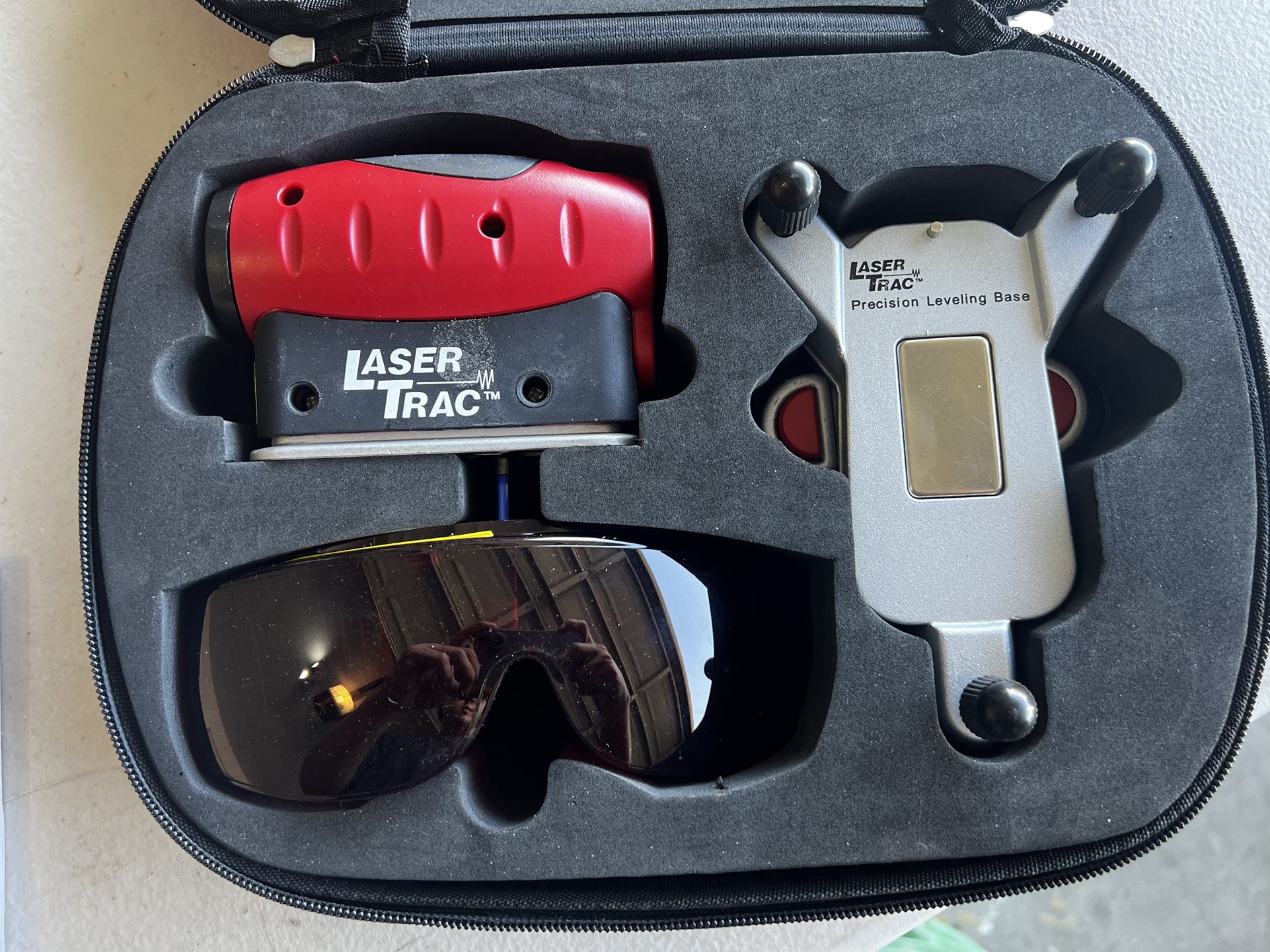 Craftsman Laser Trac 4-in-1 Laser Level Kit