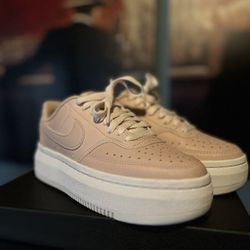 Air Force 1 Platforms (Pink) Size 7