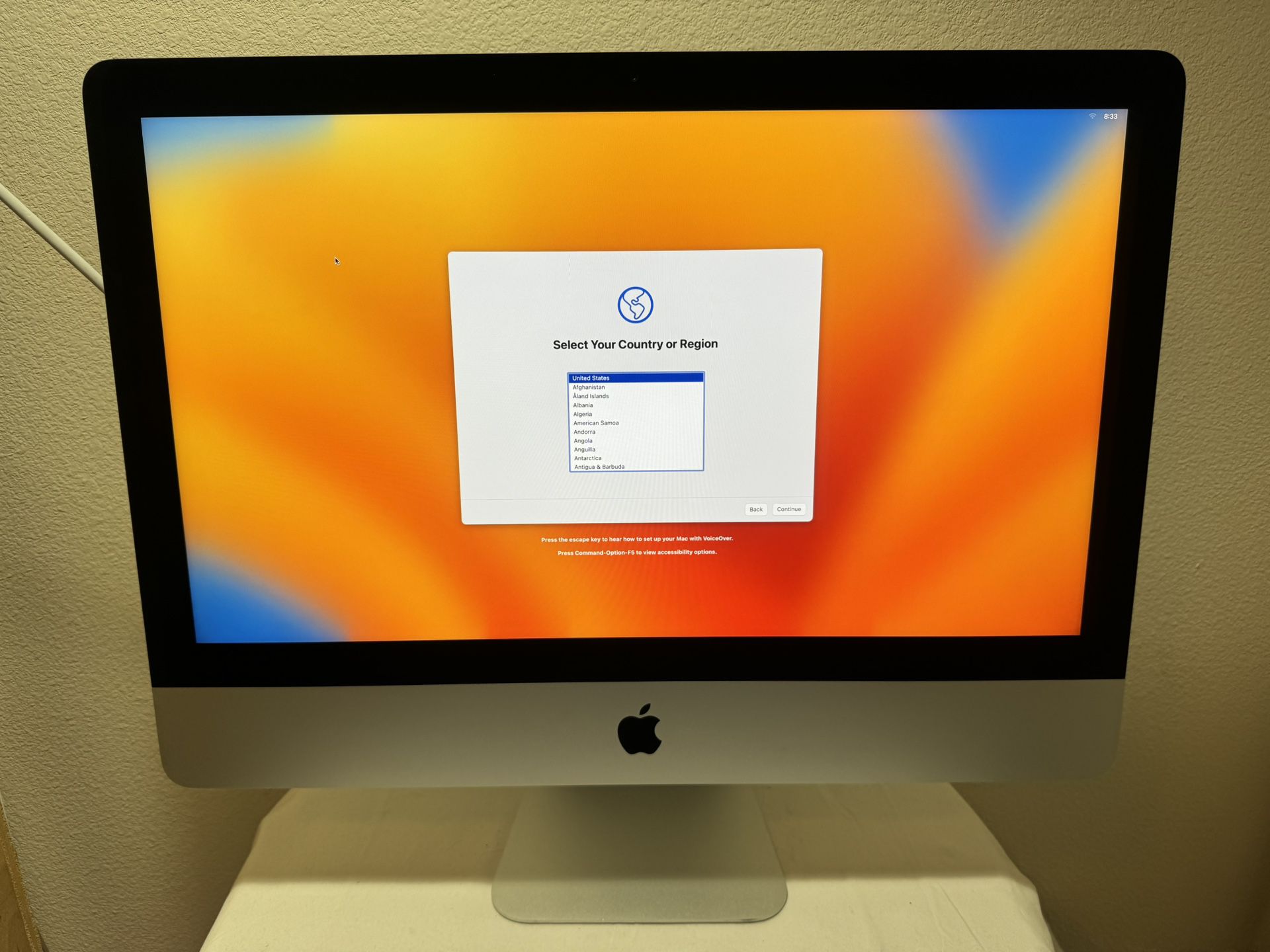 2019 21” 4K iMac (#426)