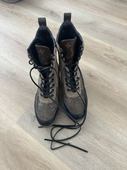 Lv Boots
