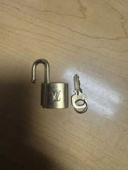 Louis Vuitton Gold Padlock with Key #309