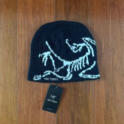 Black and White Arc’teryx Beanie