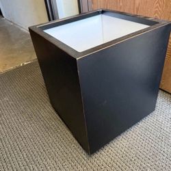17 in. square Metal Flower Planter Box Garden Yard Decorative Window Box 