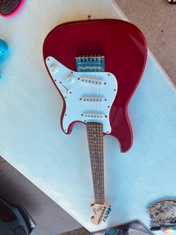 Squier Stratocaster Electric Guitar Red
