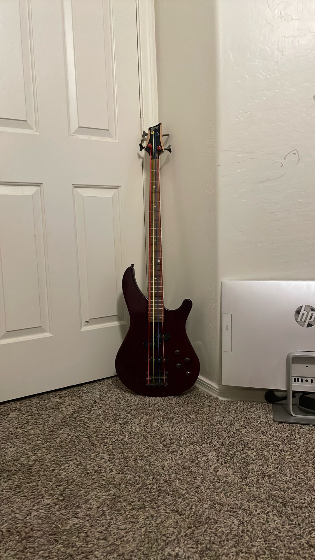 4 Strings Mitchell Electric Bass