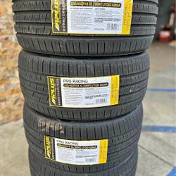 235/40ZR18 Set Of 4 As Plus New Tires 