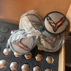 C8 chrome Wheel Lugs  + Rims Center Cap 