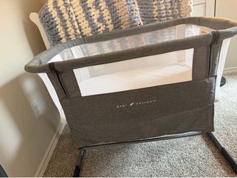Baby Bassinet with waterproof cover
