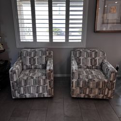 2 Swivel Chairs