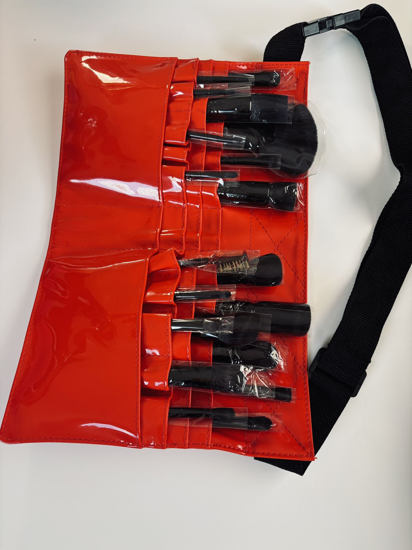 Brand New MORPHE Red Master Pro brush Set +Free Gift With Purchase !! 