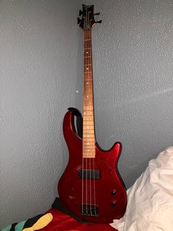 Red Dean Edge 09 + Bag and Recently changed strings