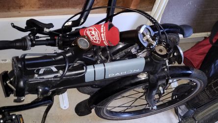 (No Electric) Dahon Folding 7 Speed Super Light Weight Bike