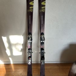 SALOMON SNOW SKIS 160CM CHECK OUT MY PROFILE FOR MORE GREAT ITEMS 