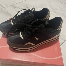 Michaels kors women’s sneakers size7