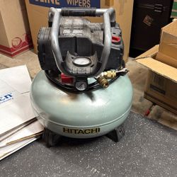 Hitachi Air Compressor 