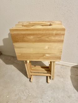Tray Tables w Stand (5 Piece)