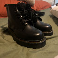Dr. Martens AirWair 101 Bex Smooth Leather Ankle Boots (Size 9 Women’s)