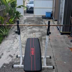 Gym equipment. .... Equipos Para Gym