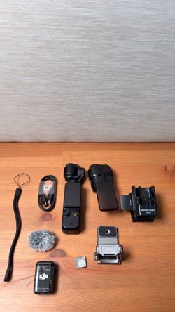DJI Osmo Pocket 3 Camera, DJI Mic 2 & Cage