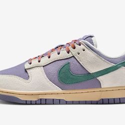 Nike Dunks! Women/10.5  Men/9