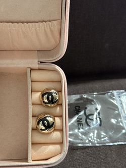 Earrings Gifts