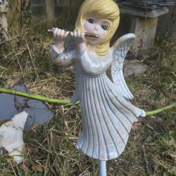 CERAMIC WEATHERED GARDEN ANGEL