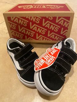 Vans Toddler Old Skool V Shoe Size 4