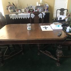 Real Wood Vintage Table And Chairs