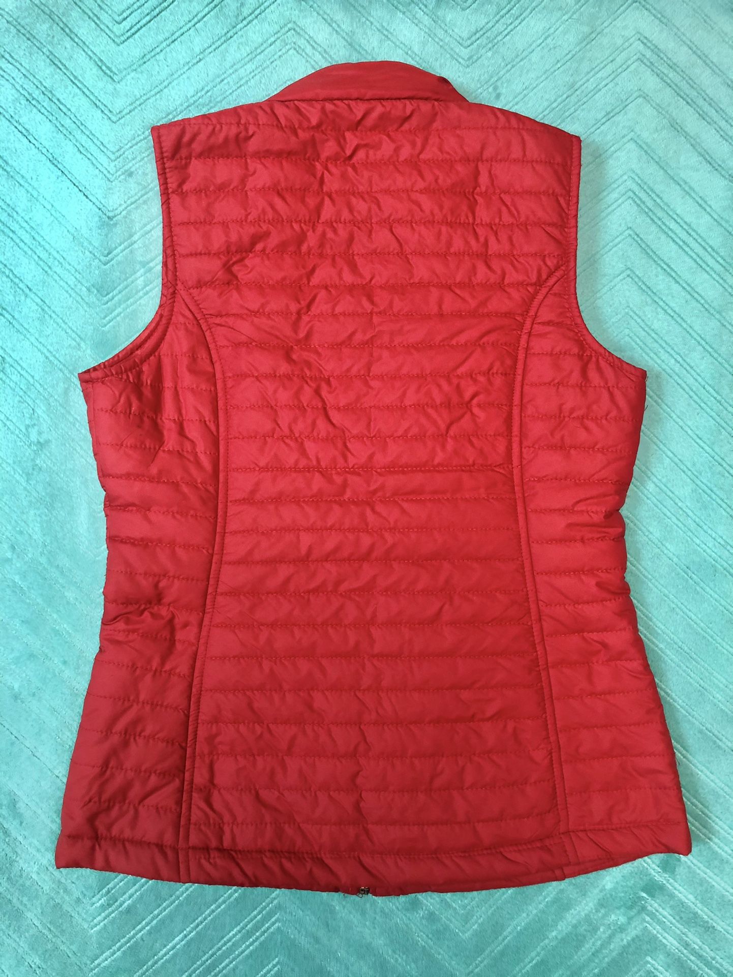 AISHTY Vest Size S Color Red