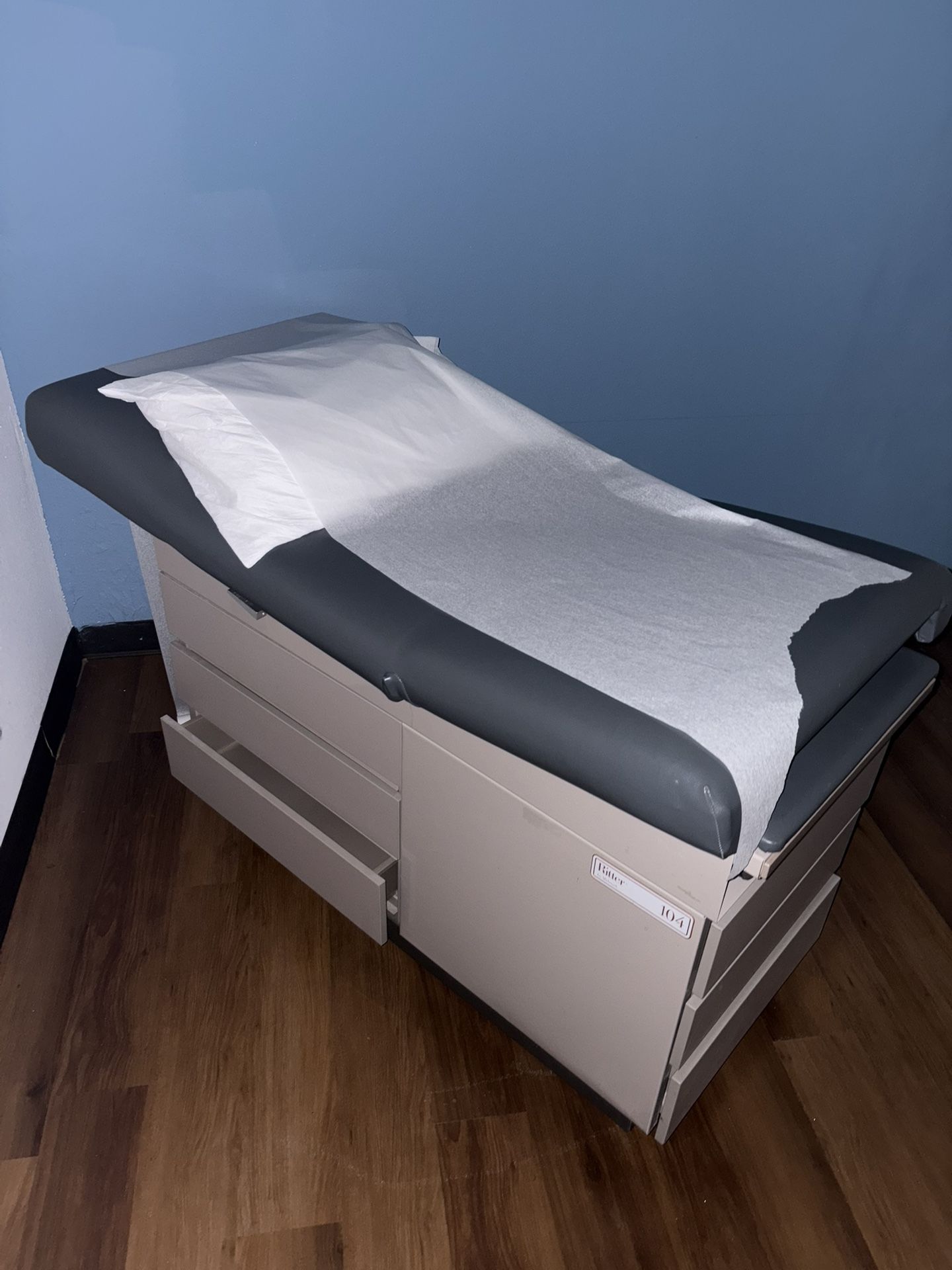 Ritter 104 Medical Doctor Office Exam Bed