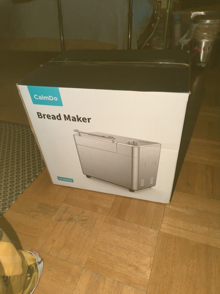 BRAND NEW bread Maker