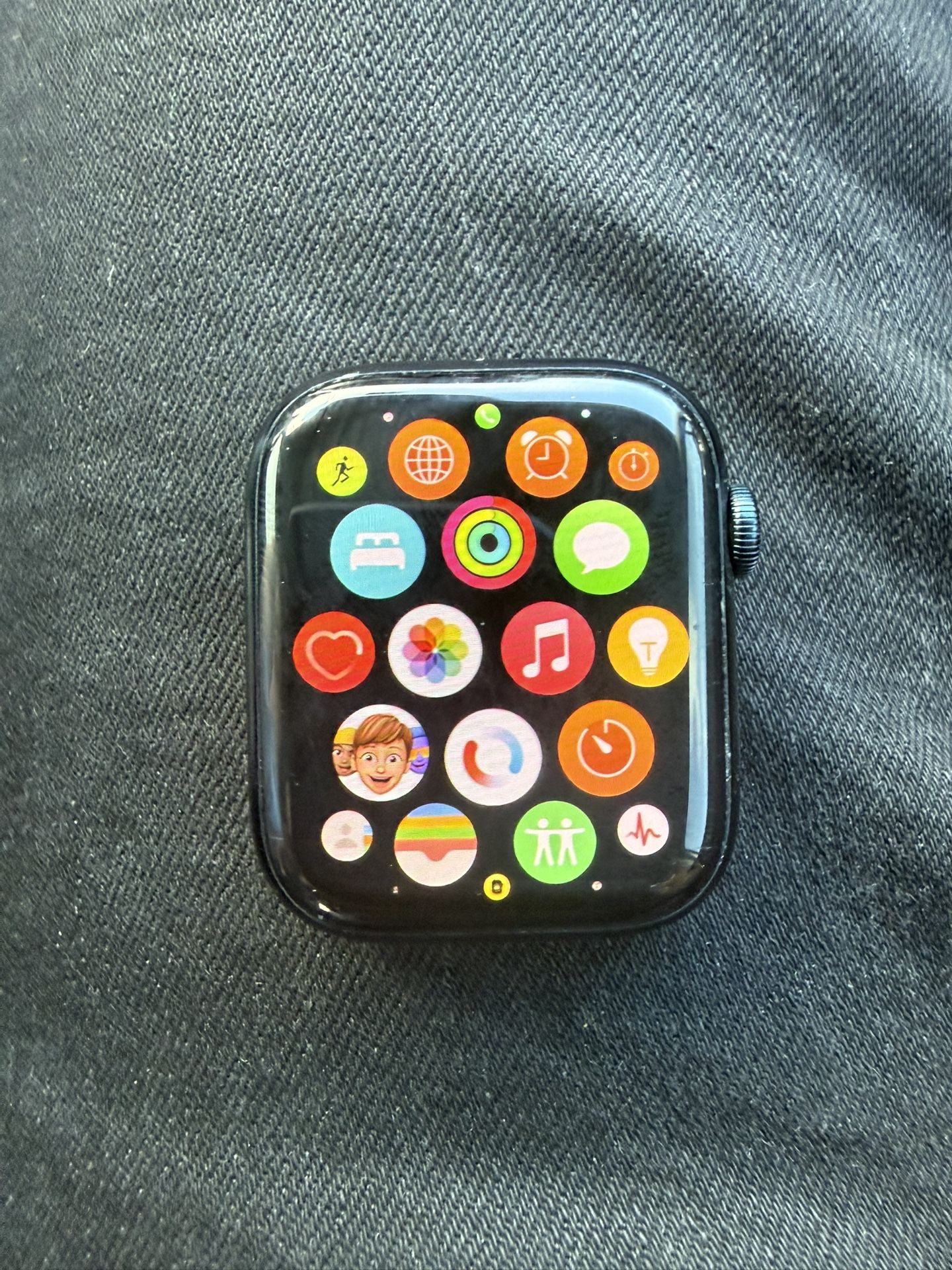 Apple Watch Series 8 44MM (GPS+Cellular )