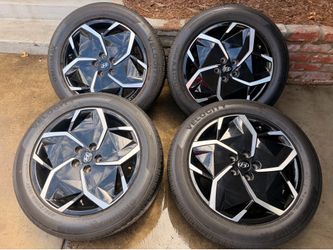 19" Wheels (5x114.3) and 235/55R19 almost brand NEW HYNDAI loniq 5 wheels 2021-22-23-24-25-26
