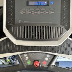ProForm - Sport 5.5 Treadmill - Black