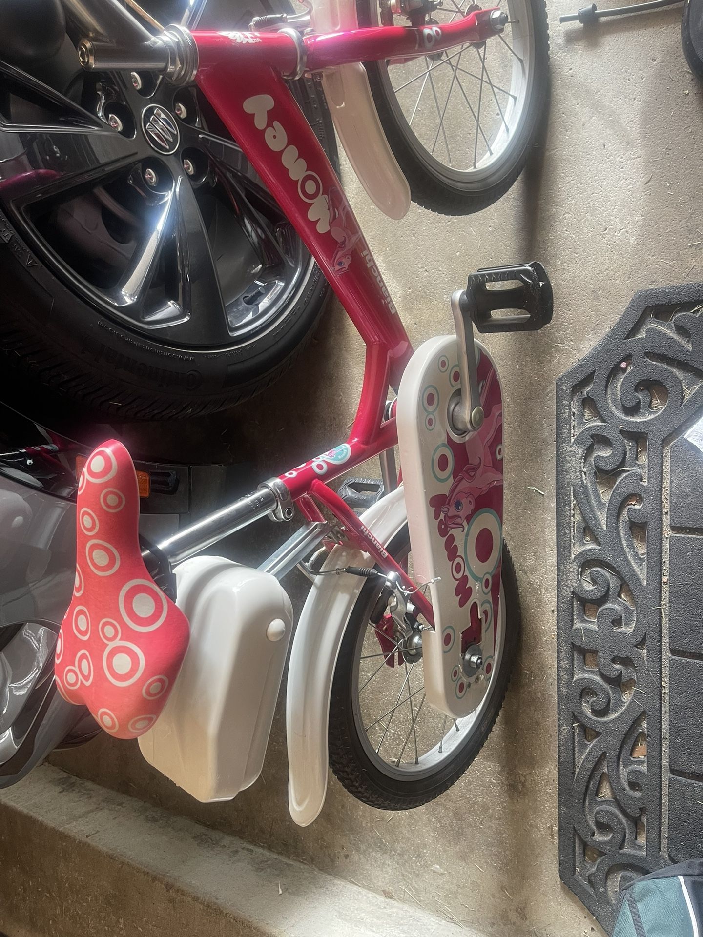 Italian Made Girls Bike. Superior Hardware