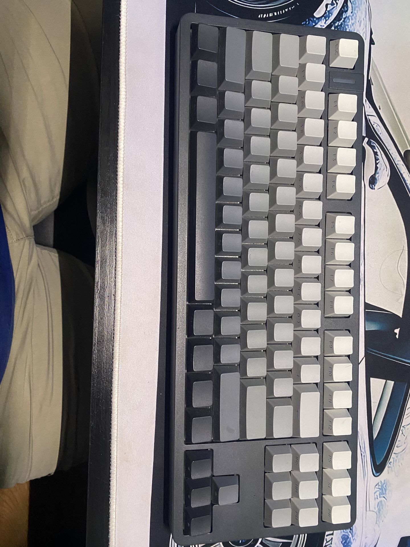 Wire Keyboard White Backlights Key Set Comes With To Other Keys And A Key Remover