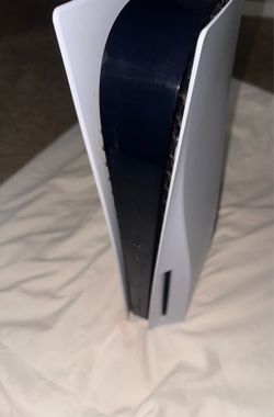 PS5 Console + Pink Controller – Used, Like New