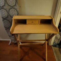 Wooden desk (Folding)