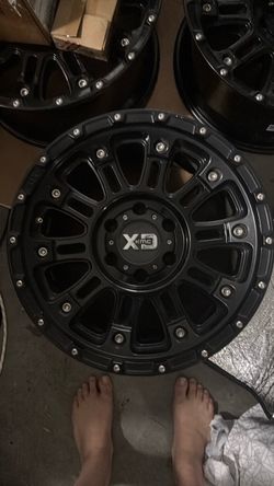 17 inch aluminum wheels good shape