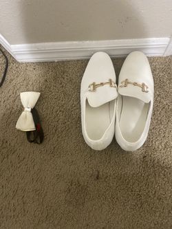White/Beige Casual Shoes With Matching Bow Tie