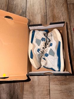 Used kids shoes 1Y-2.5Y
