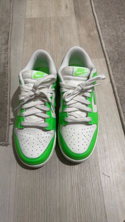 Nike Dunk Low Green White Sneakers