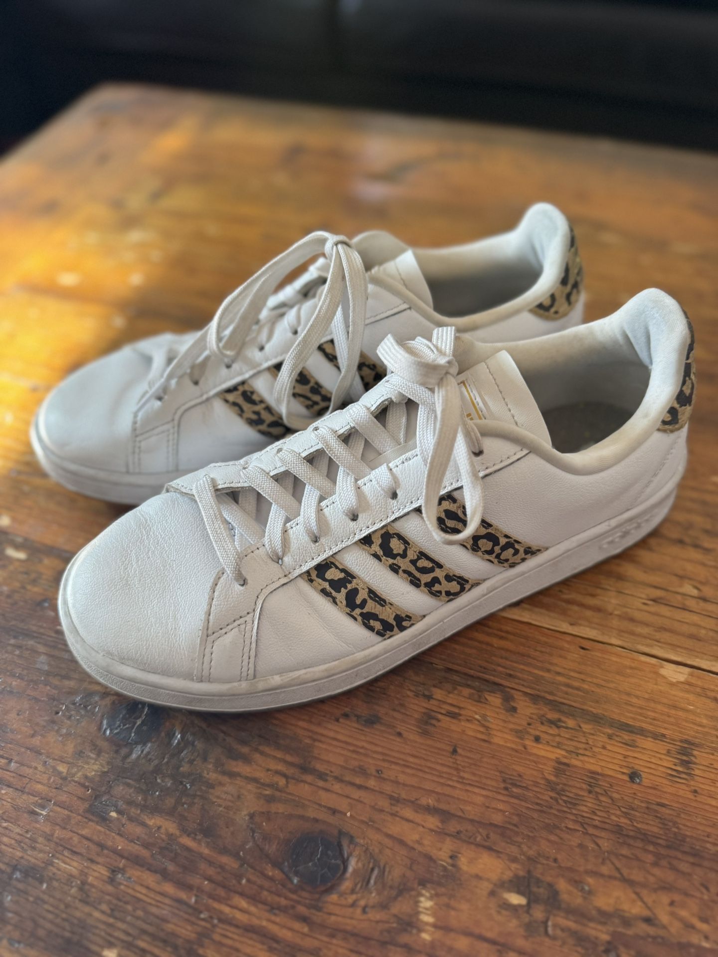 Adidas Size 10 Women’s Tennis Shoes