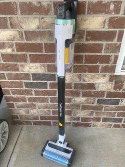 Shark Cordless Stick Vaccum!